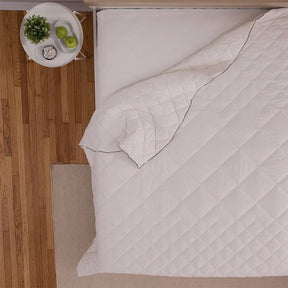 All Season Down Alternative Comforter (Hypoallergenic)