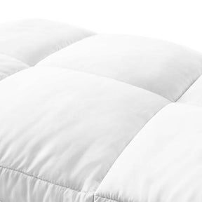 Weekender Down Alternative Microfiber Comforter,