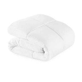 Weekender Down Alternative Microfiber Comforter,