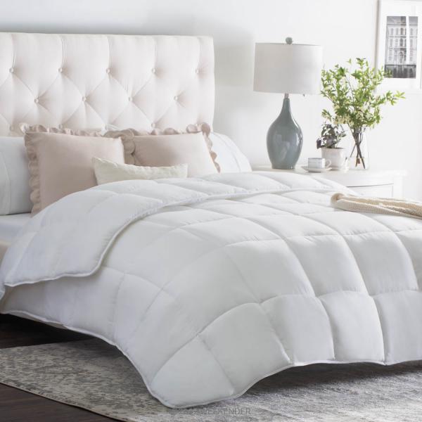 Weekender Down Alternative Microfiber Comforter,