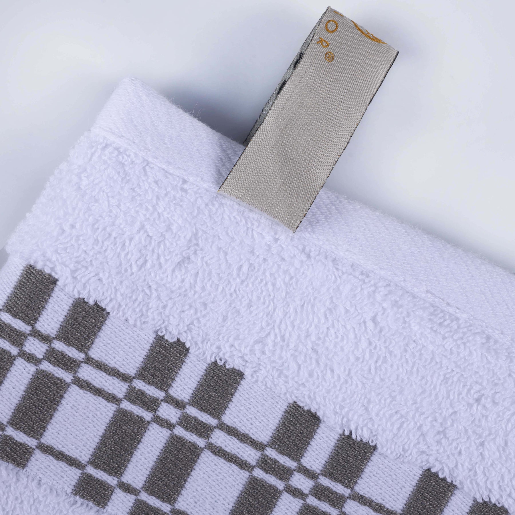 Larissa Cotton Geometric Border 6 Piece Assorted Towel Set