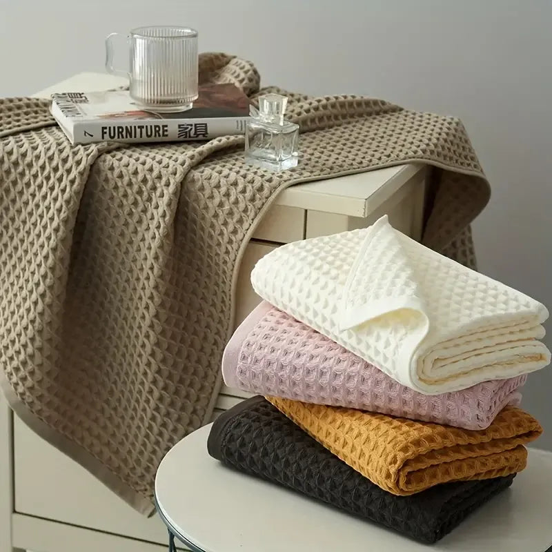 Thin Honeycomb Bath Towel - Soft & Essential Shower Towel