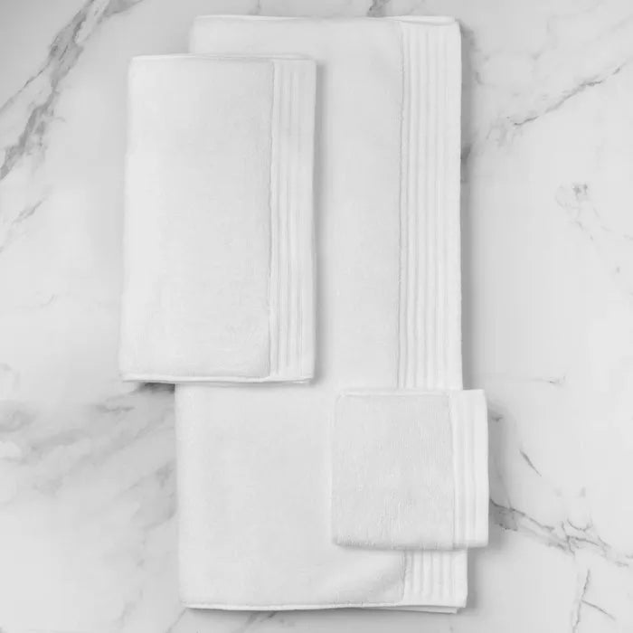 Egyptian Cotton White Towel - Set of 6 (2 Hand Towels + 2 Face Towels + 2 Bath Towels)