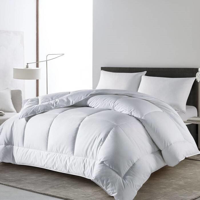 King Size All Seasons Soft White Polyester Down Alternative Comforter - beddingbag.com