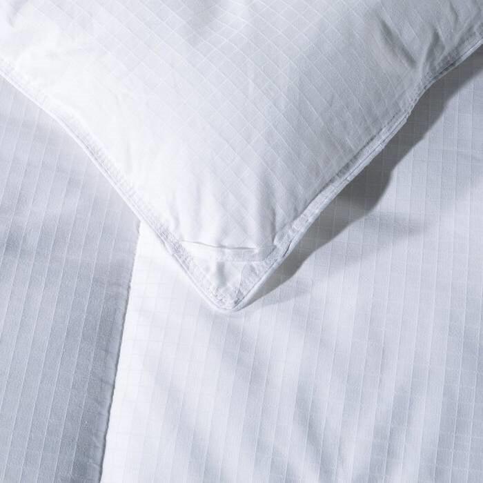 King Size All Seasons Soft White Polyester Down Alternative Comforter - beddingbag.com