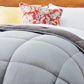 King Size All Seasons Plush Light/Dark Grey Reversible Polyester Down Alternative Comforter - beddingbag.com