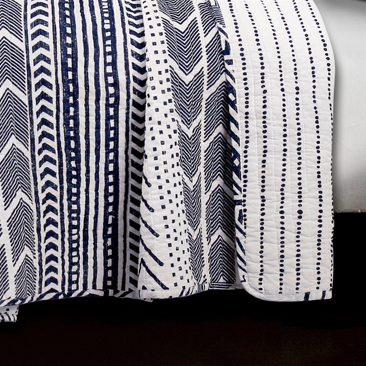 3 Piece Scandinavian Blue White Reversible Cotton Set - beddingbag.com