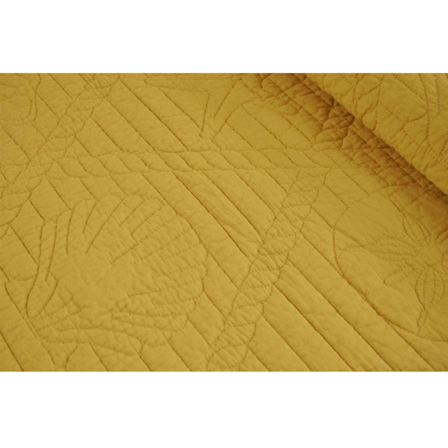 Full / Queen Amber Gold Sea Shells 3 Piece Cotton Quilt Set - beddingbag.com