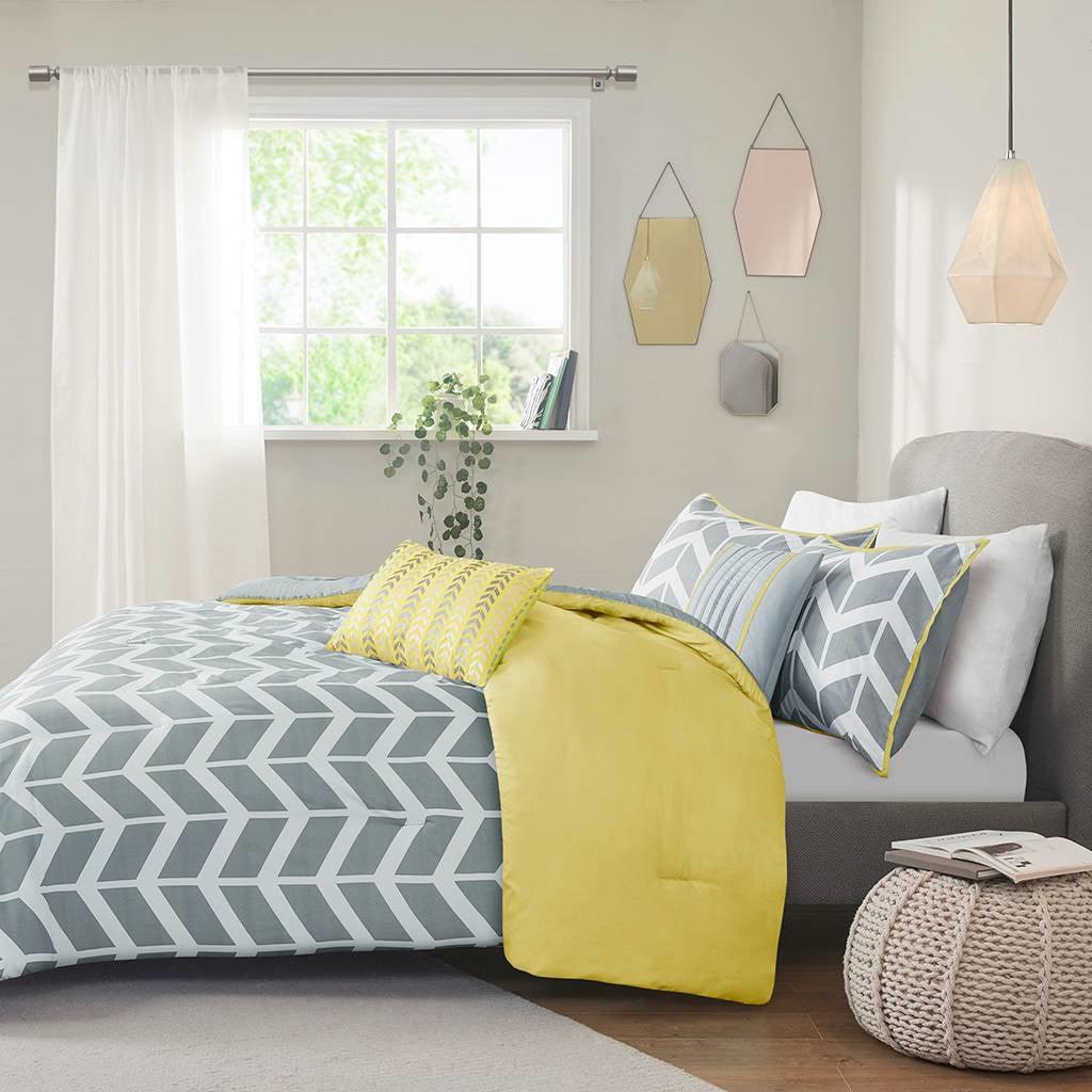 King / Cal King Reversible Comforter Set in Grey White Yellow Chevron Stripe - beddingbag.com