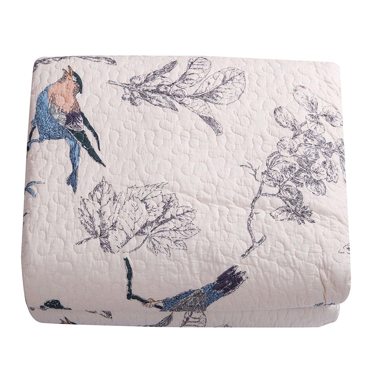 Queen size 3-Piece Quilt Bedspread Set in 100-Percent Cotton with Floral Birds Pattern - beddingbag.com