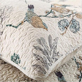 Queen size 3-Piece Quilt Bedspread Set in 100-Percent Cotton with Floral Birds Pattern - beddingbag.com