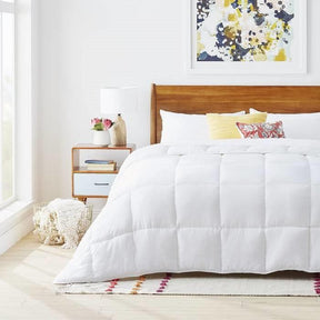 Twin Size Cozy All Seasons Plush White Polyester Down Alternative Comforter - beddingbag.com