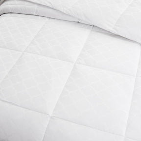 All Season Comfort Down Alternative Oversized Comforter with Duvet Tabs (Hypoallergenic) - beddingbag.com